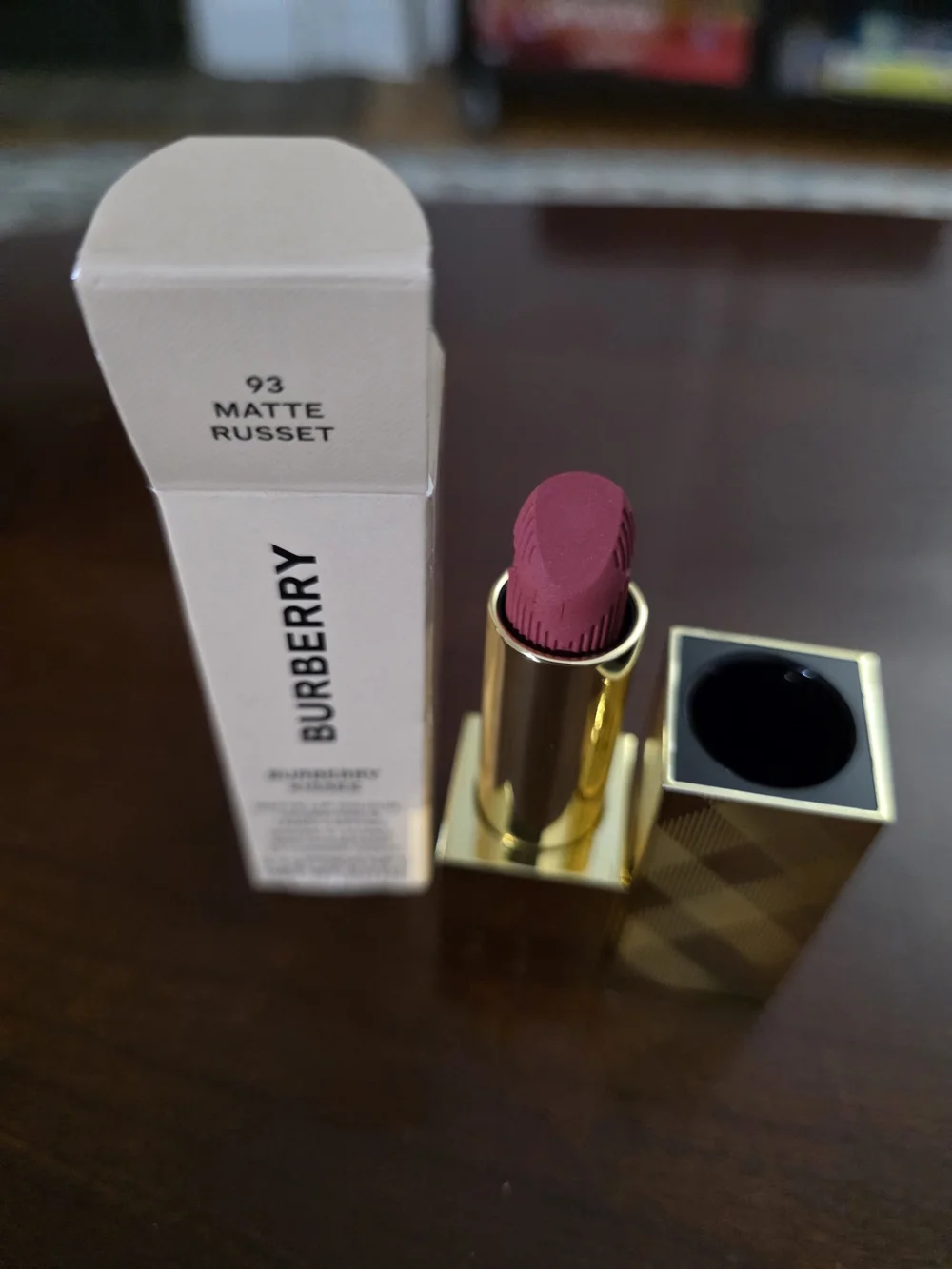 Burberry Matte Lipstick 93 Matte Russet - Warm Brown Red